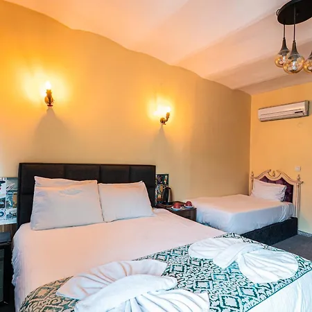 Apartment Galata Comfortable 12 Suits Istanbul