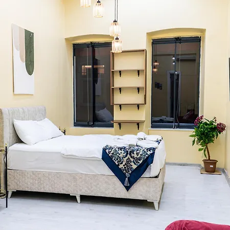 Galata Comfortable 12 Suits *