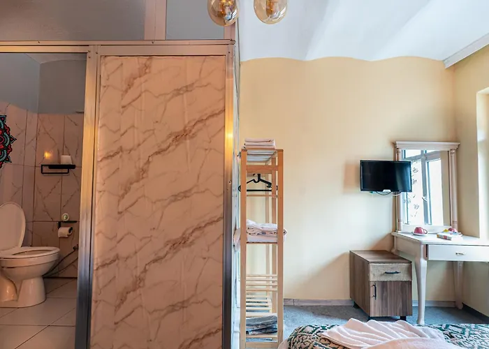 Galata Comfortable 12 Suits