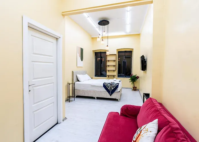 Galata Comfortable 12 Suits Apartment