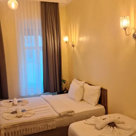 Galata Comfortable 12 Suits * Stambuł