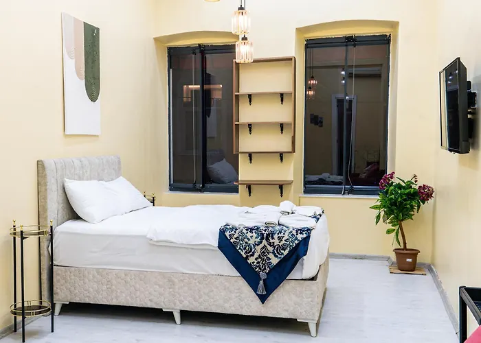 Galata Comfortable 12 Suits *