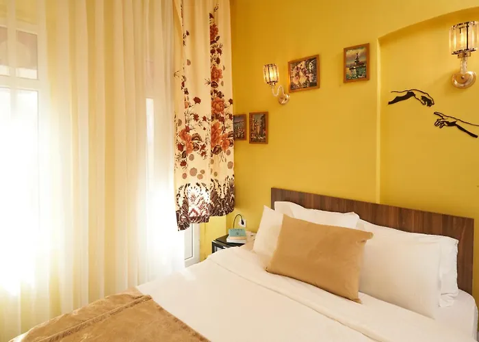 Daire Galata Comfortable 12 Suits İstanbul