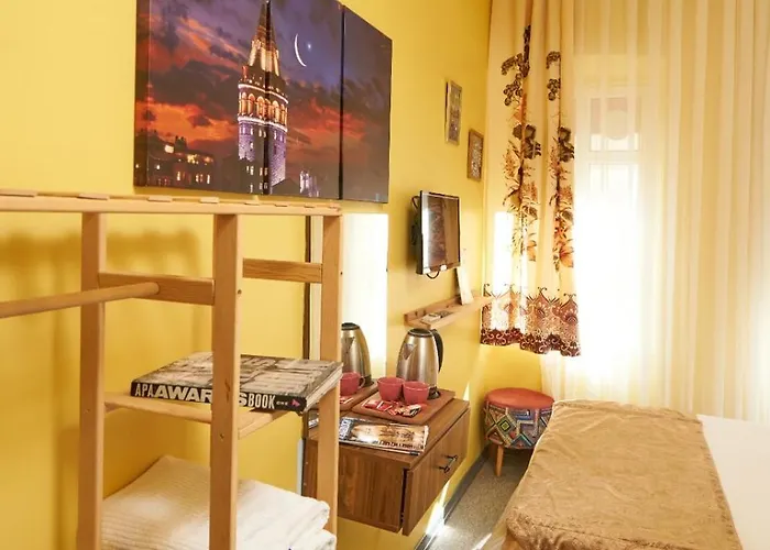 Galata Comfortable 12 Suits İstanbul