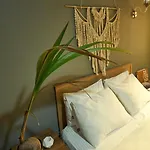 Galata Comfortable 12 Suits *