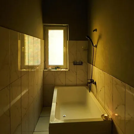 Galata Comfortable 12 Suits