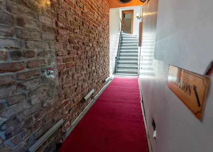 Galata Comfortable 12 Suits *