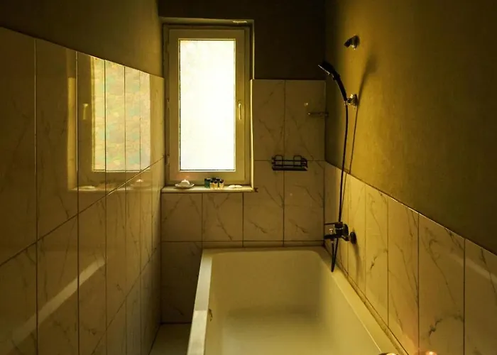 Galata Comfortable 12 Suits