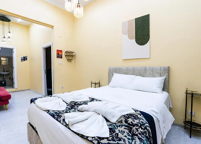 Galata Comfortable 12 Suits Istanbul