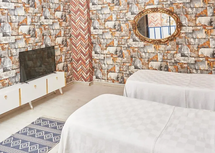 Galata Comfortable 12 Suits Apartment